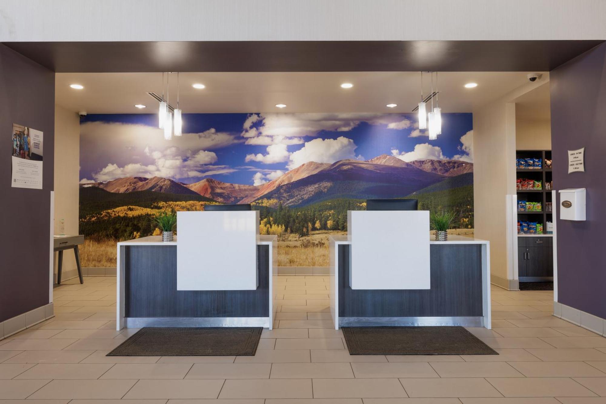 La Quinta & By Wyndham Collins, Colorado 4*