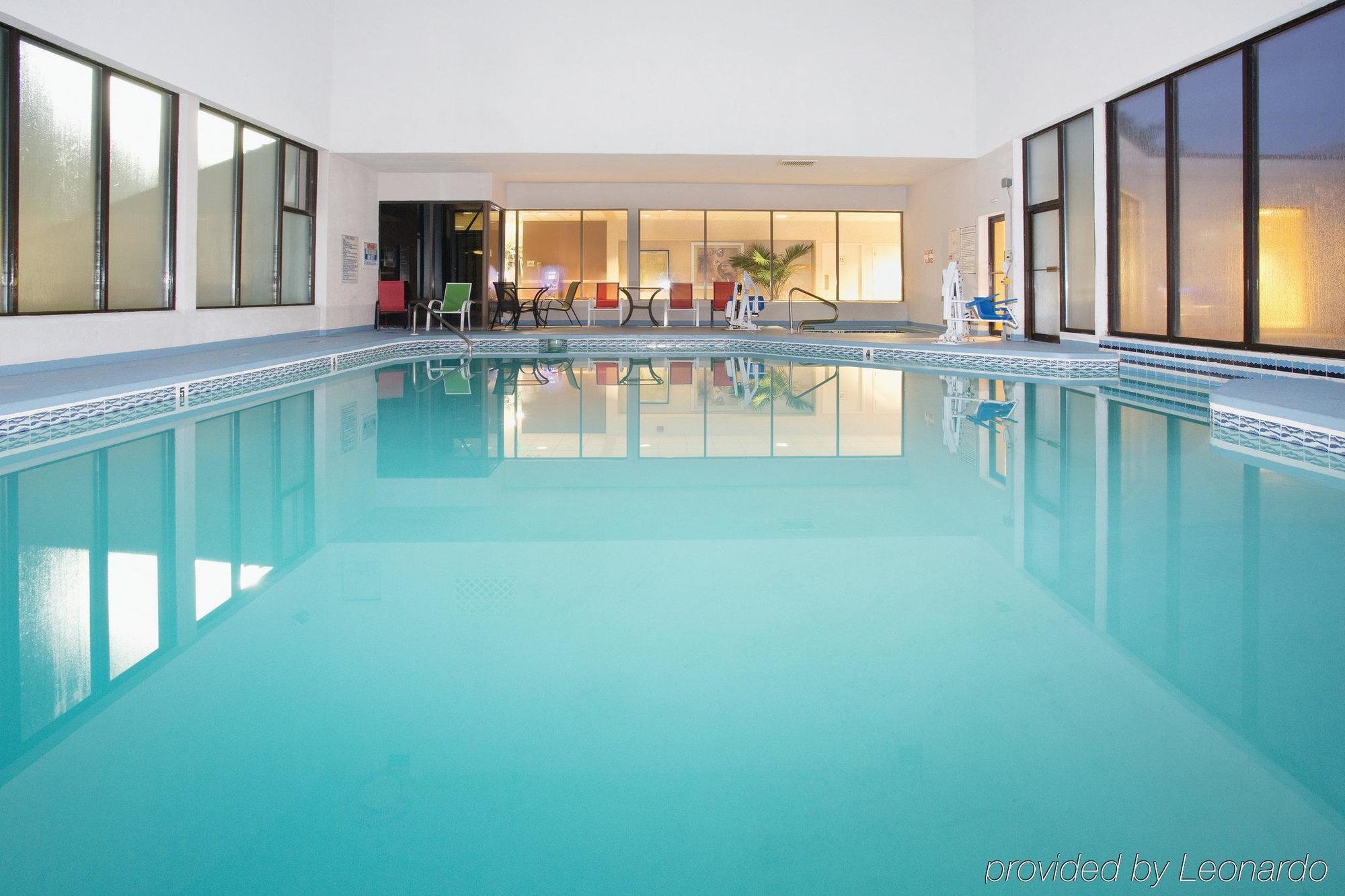 La Quinta & By Wyndham Fort Collins, Colorado Hotel 4*